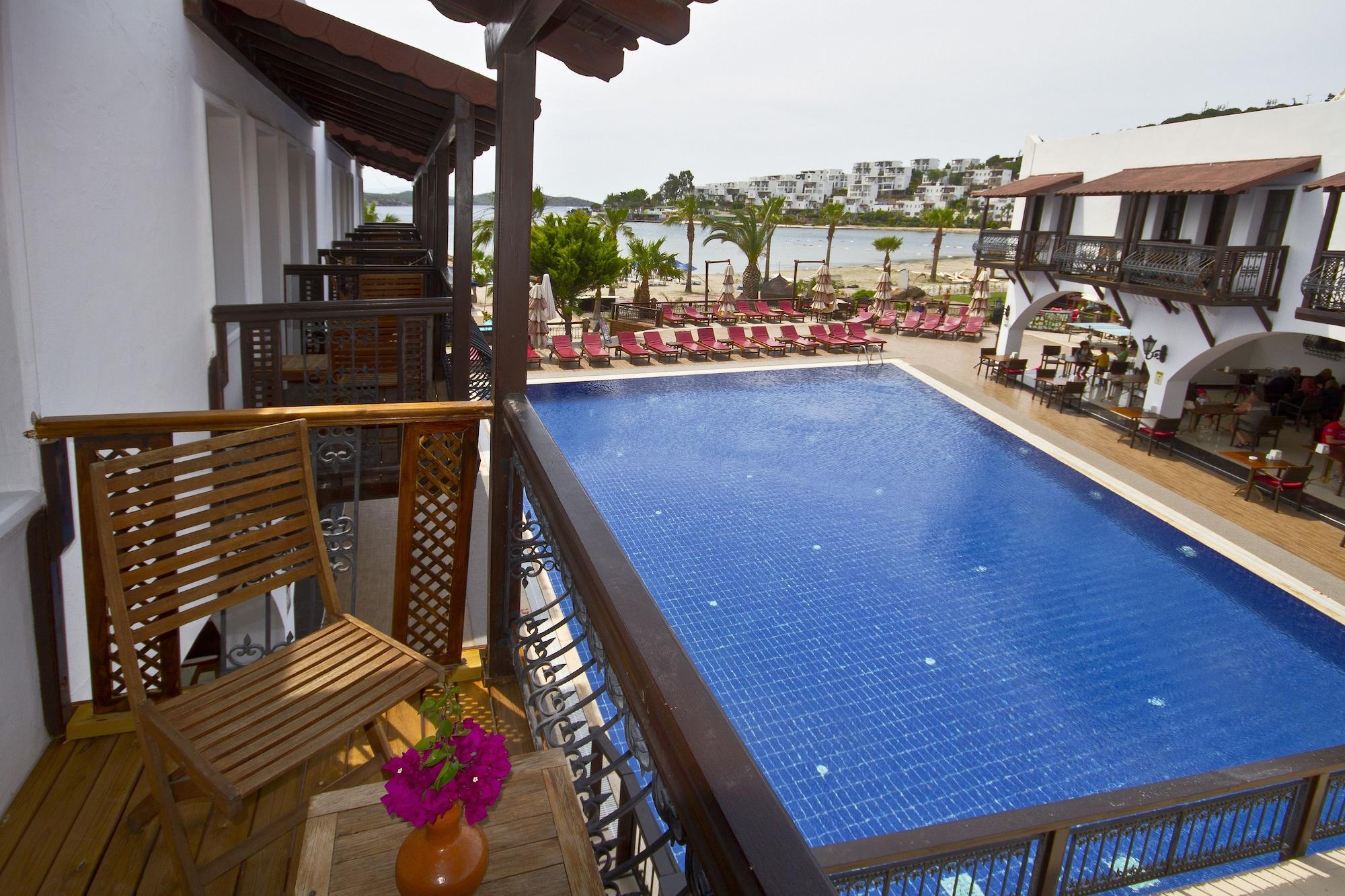 Costa Bitezhan Hotel Exterior photo