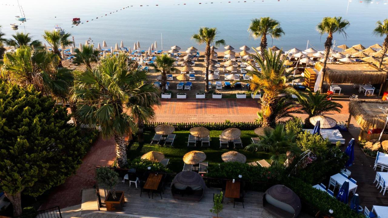Costa Bitezhan Hotel Exterior photo