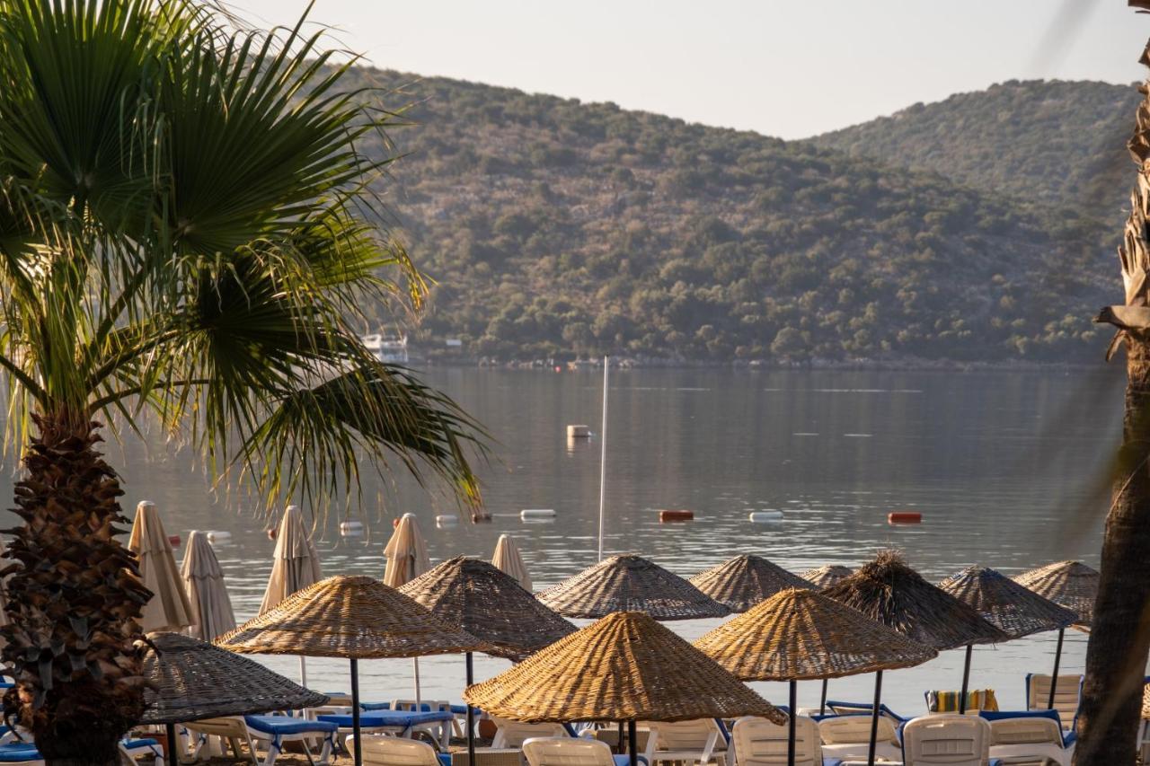 Costa Bitezhan Hotel Exterior photo