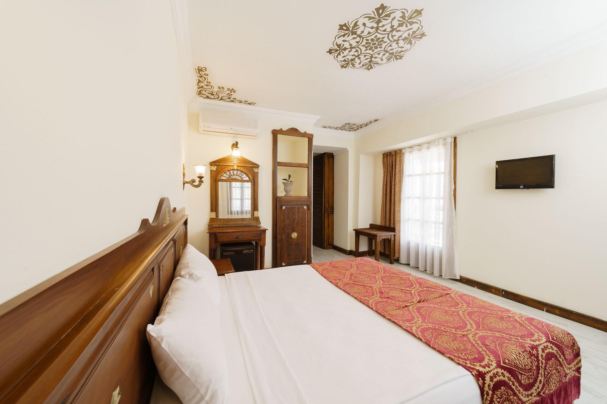 Costa Bitezhan Hotel Exterior photo