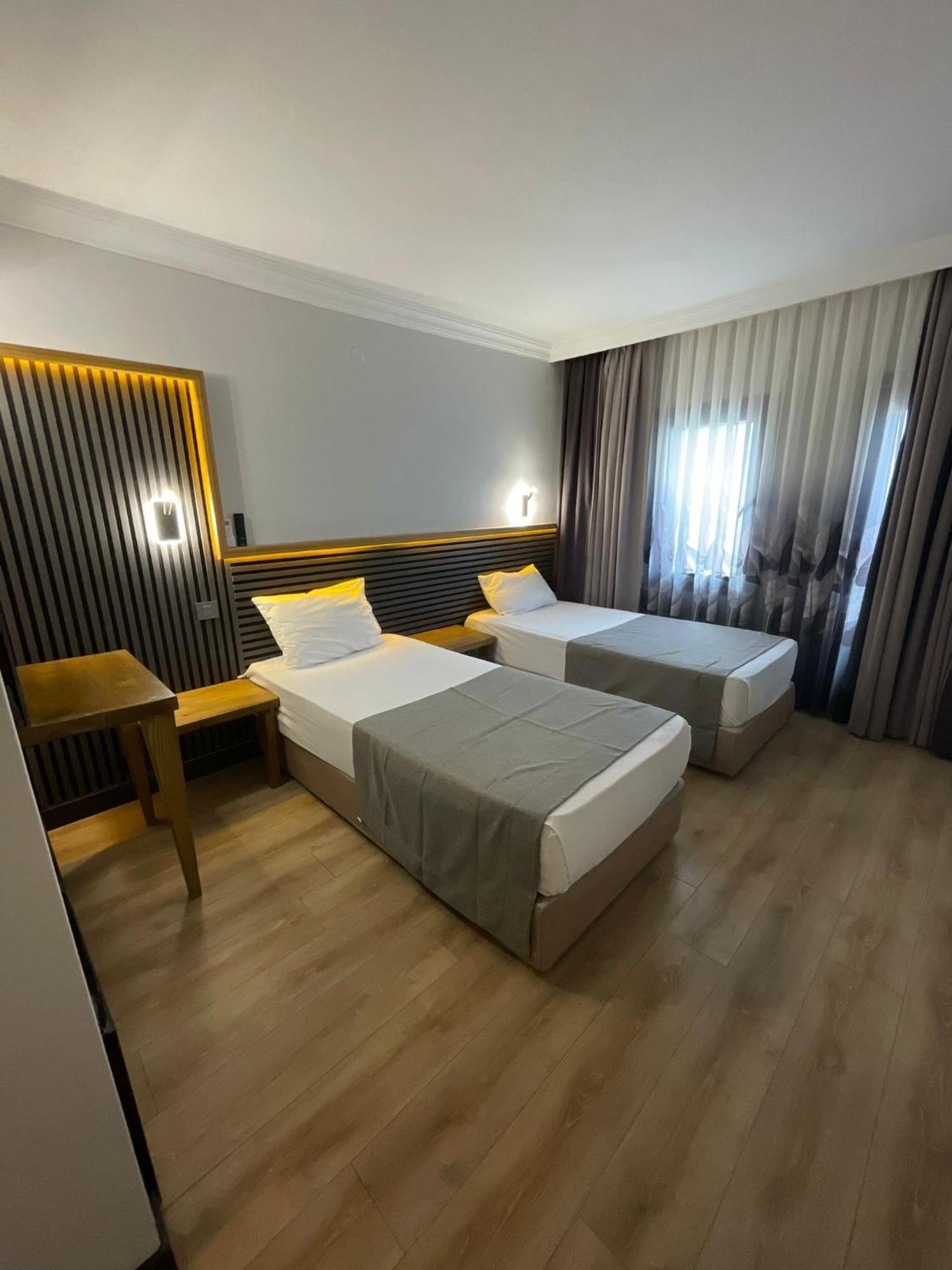 Costa Bitezhan Hotel Exterior photo